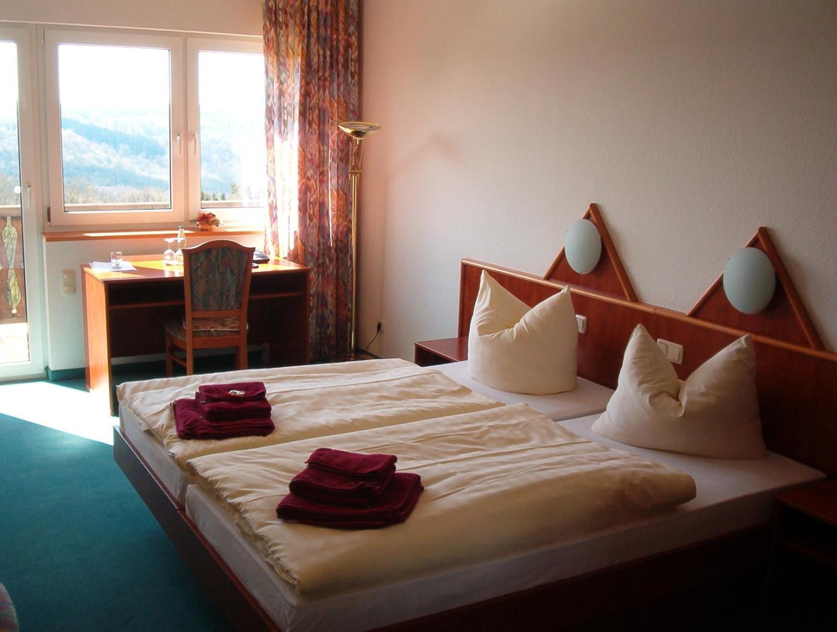 Hotel Und Gasthaus Rammelburg-Blick Friesdorf Dış mekan fotoğraf
